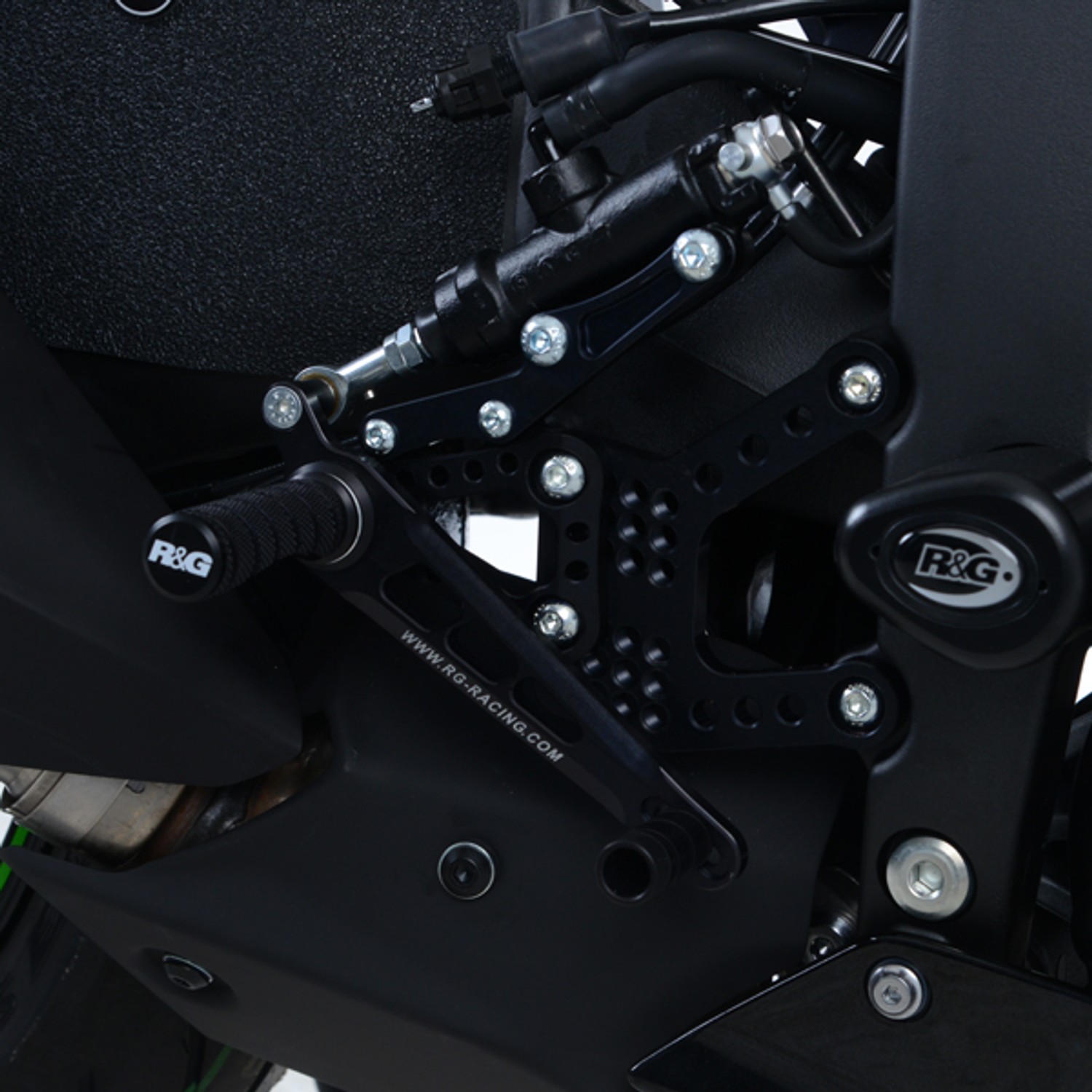R&G Racing Rearsets for Kawasaki ZX636 (road & race shift) '19-'22 R&G Racing Rearsets for Kawasaki ZX636 (road & race shift) '19-'22